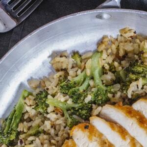 Arroz 7 grãos com brócolis