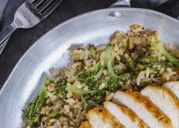 Arroz 7 grãos com brócolis