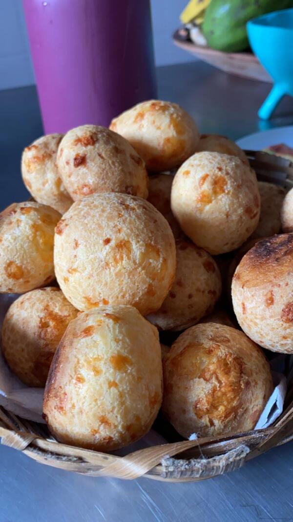 Pão de Queijo Caseiro - Congelado 600gr ( 20 Unidades)