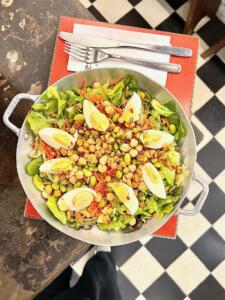 Saladona de edamame e ovo cozido