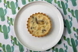 quiche integral de cogumelo com parmesão
