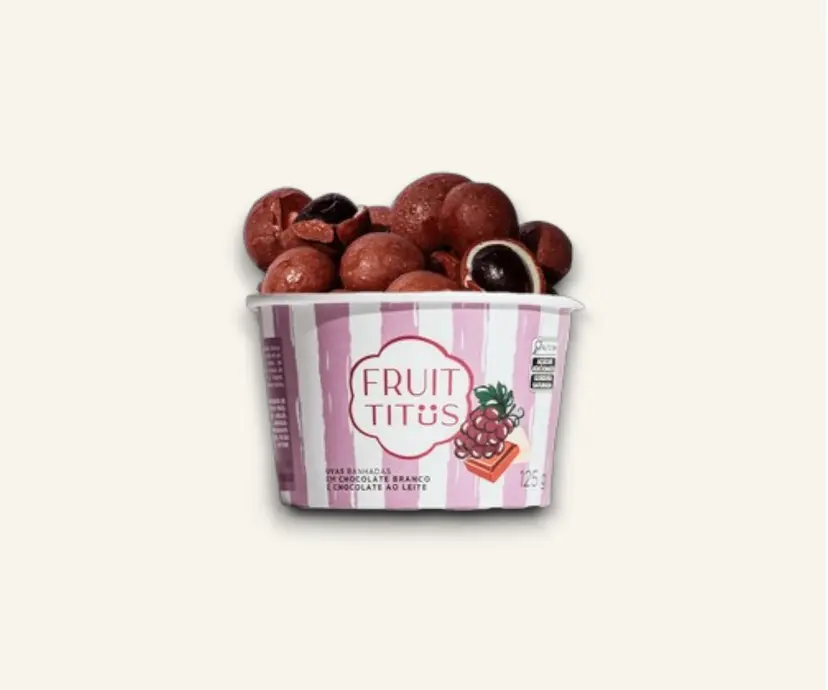 Uva coberta com chocolate branco e chocolate ao leite Fruit-Titüs 125g