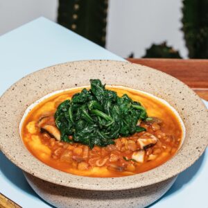 Polenta light com ragu de lentilha e cogumelos
