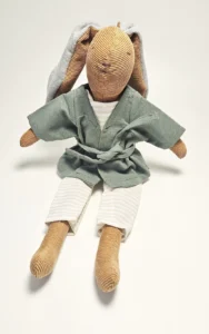 Pelúcia coelhinho – BEMBÊ ATELIER